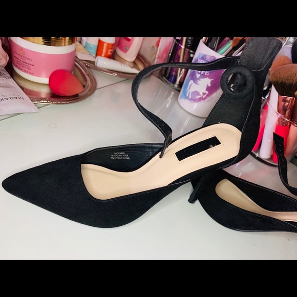 high heel shoes 👠 - Picture 3 of 7